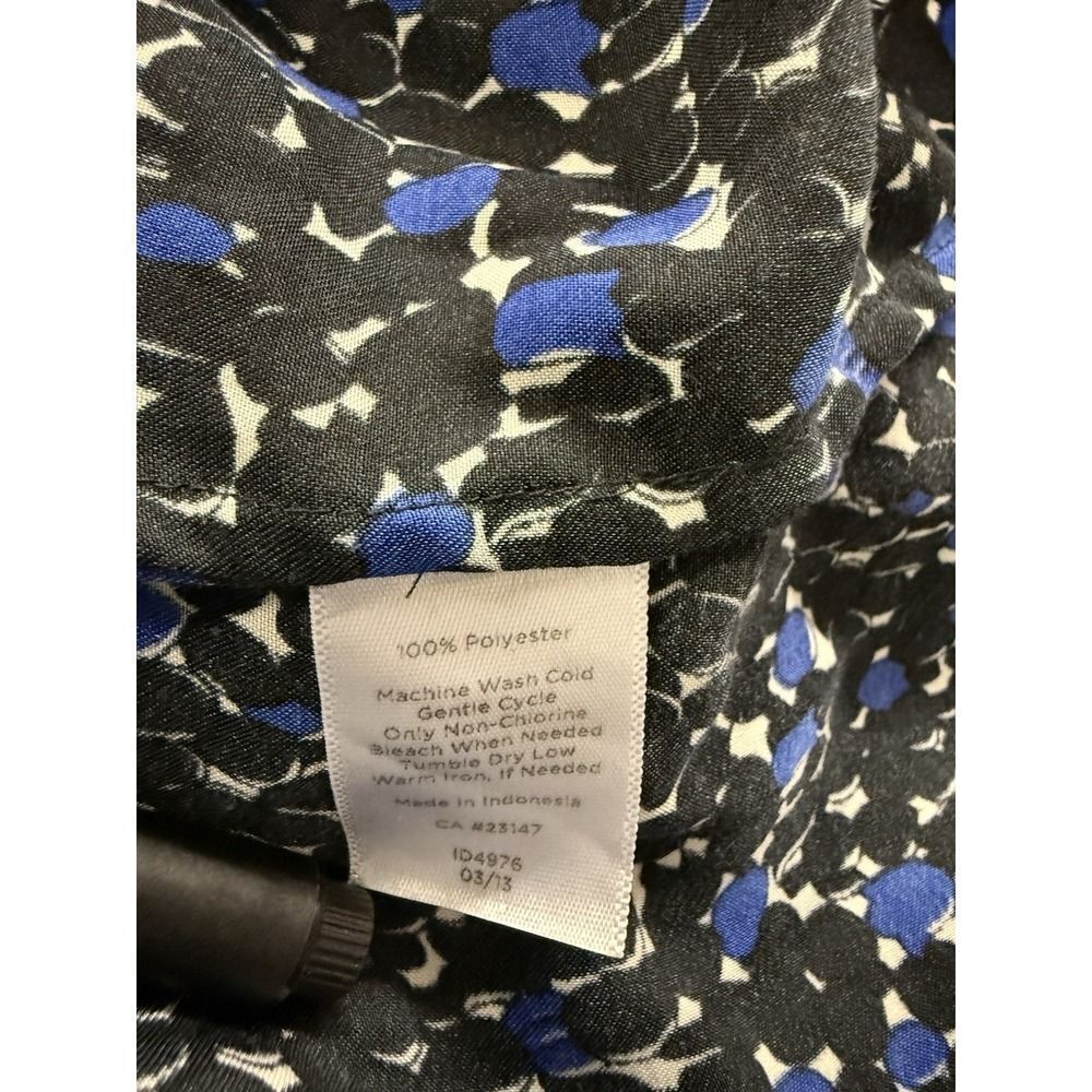 Talbots black blue and white abstract‎ print pleated top. Womens. Sz M - Picture 5 of 6